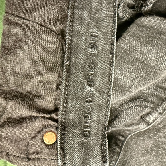 AEO Shorts - Picture 4 of 4